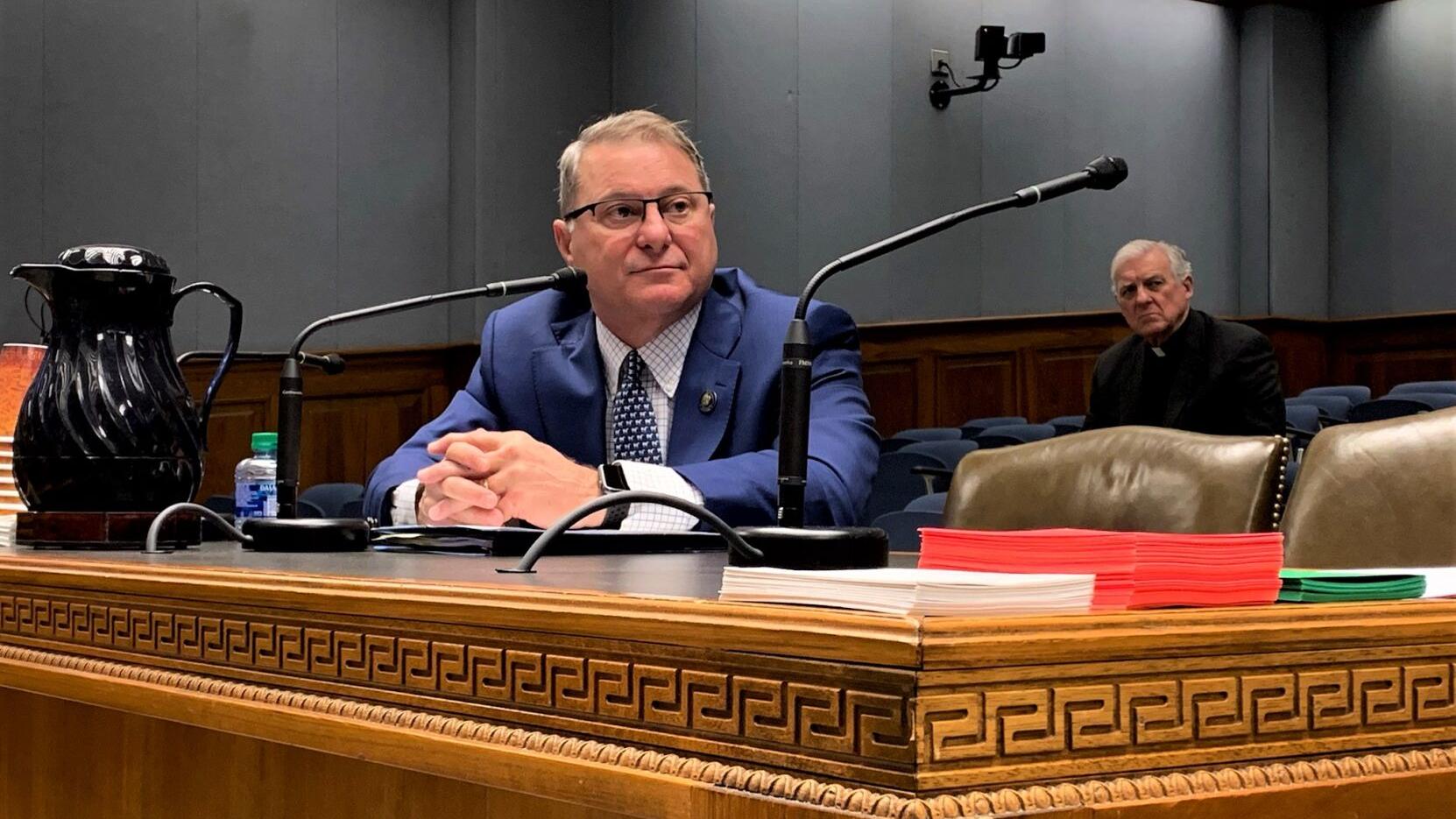 New maps for the state House and Senate advance, would lock in GOP legislative advantage